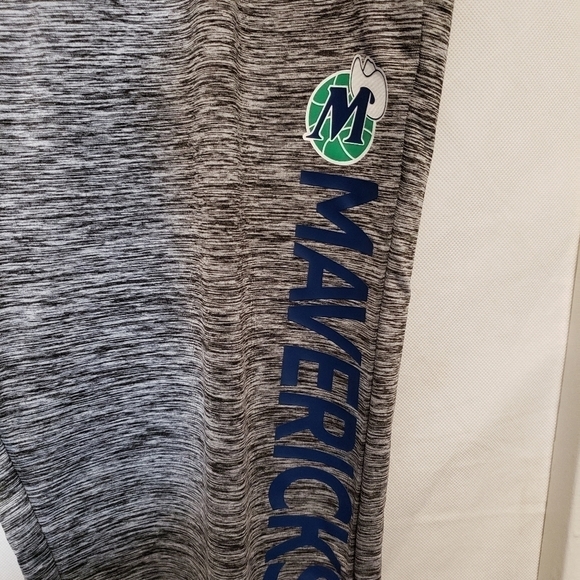 NBA Dallas Mavericks Skinny Sideline SweatPants Pants Grey XL - Picture 4 of 5